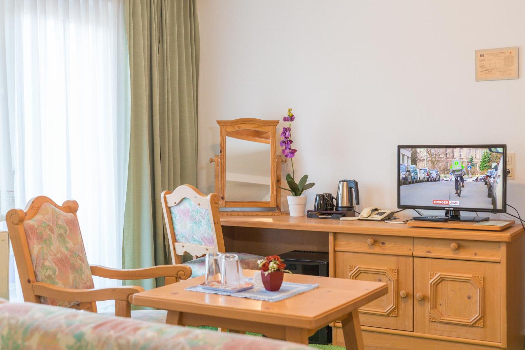 Flat Hotel Seefeld in Tirol Room photo